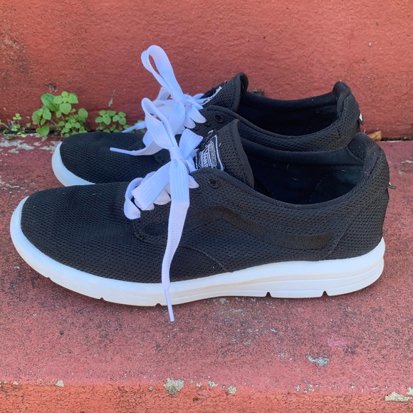 vans ultrarange running